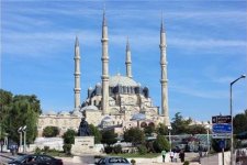 Selimiye'yle Gözleri, Tava Ciğeriyle Mideleri Doydu!