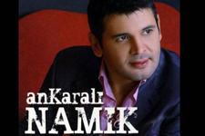 Ünlü Sanatçı, İntihar mı Etti?