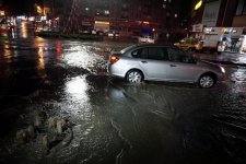 Tekirdağ'da Sağanak Yağış, Hayatı Felç Etti