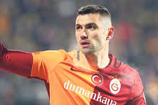 Burak Yılmaz’a Şok Boşanma