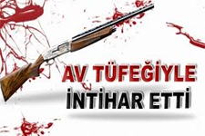 Evinin Önünde İntihar Etti