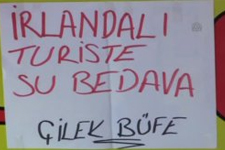 Edirne'li Esnaftan, İrlandalı Turiste Su Bedava
